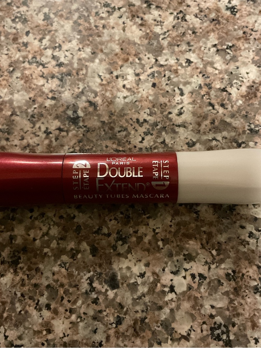 L'Oreal Double Extend Mascara - Red & White